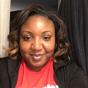 Meet your Posher, Whitney