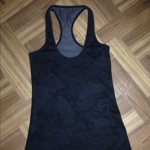 Lululemon black camo tank