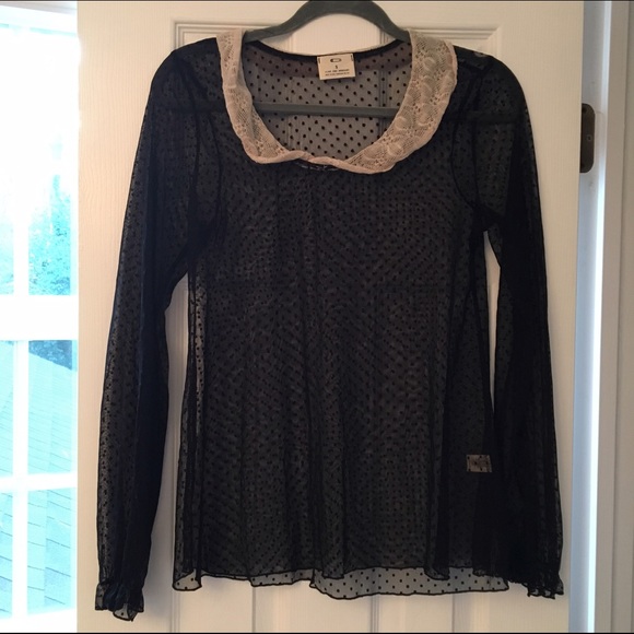 Anthropologie  Polka Dot Top w/ Peter Pan Collar