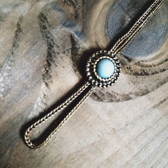 Forever21 gypsy style bracelet-ring chain - Picture 3 of 4