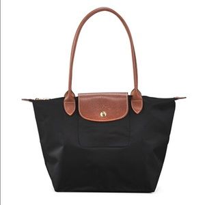 Small "Le Pilage" Shoulder Bag