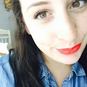 Meet your Posher, Max