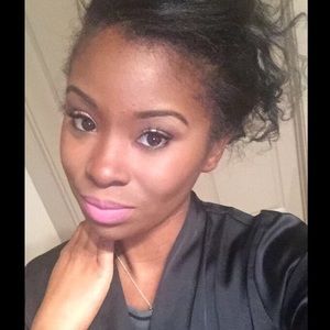 Meet your Posher, Samantha