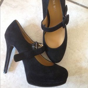 NEW Nine West black stiletto pumps NWOT