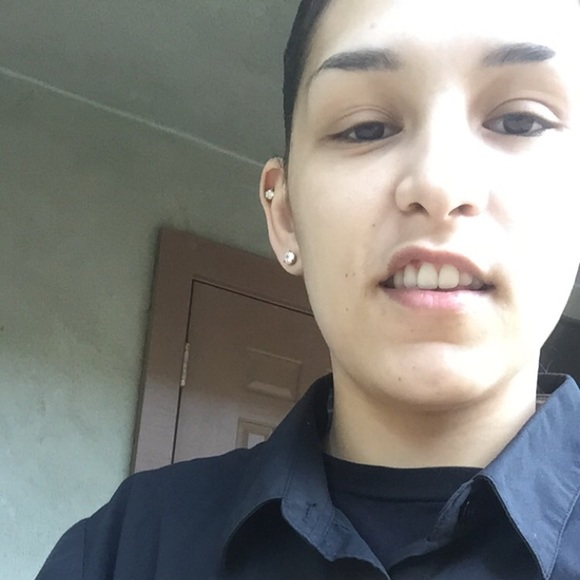 Meet your Posher, Eriona