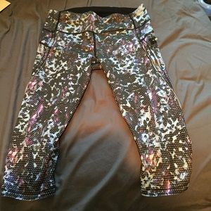 Lululemon Top Speed crops