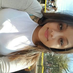 Meet your Posher, Aileen