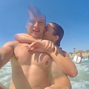 Meet your Posher, Sidney