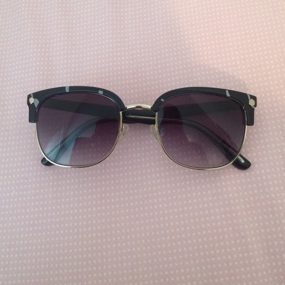 Marc By Marc Jacobs sunglasses