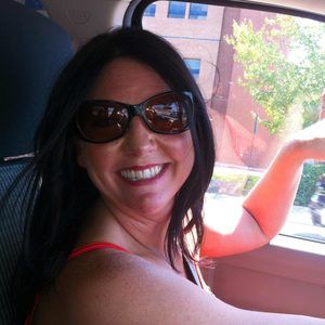 Meet your Posher, Niki