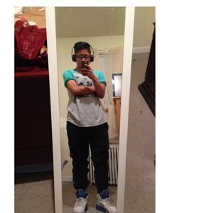 Meet your Posher, Eduardo