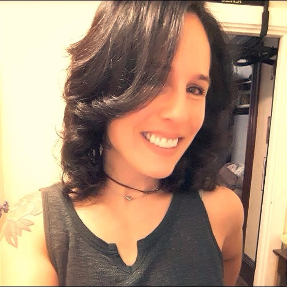 Meet your Posher, Emily