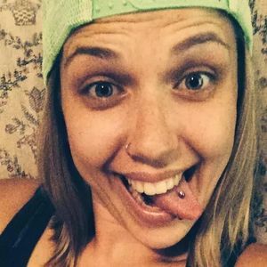 Meet your Posher, Liz