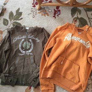 Selling these sweatshirts for 1 price