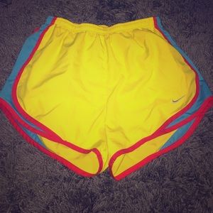 Nike Tempo Short