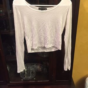 White long sleeve crop top