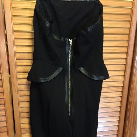 Stylish ABS strapless dress with leather details - Picture 2 of 4