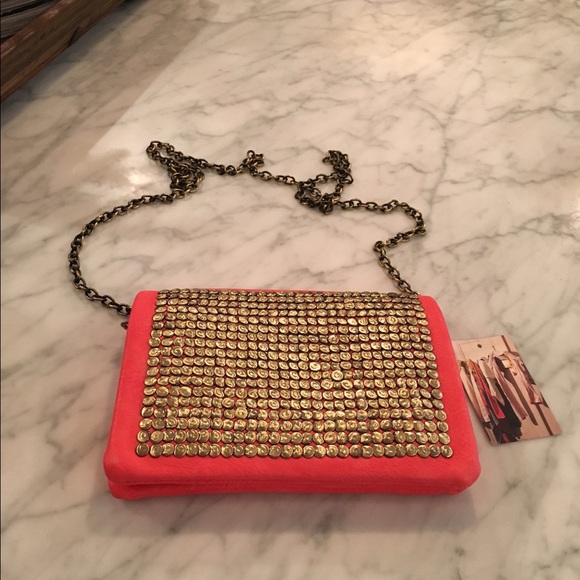 Cross body purse