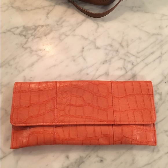 Never been used clutch!