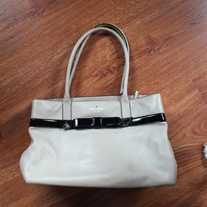 👜 KATE SPADE 👜 Beige satchel purse.