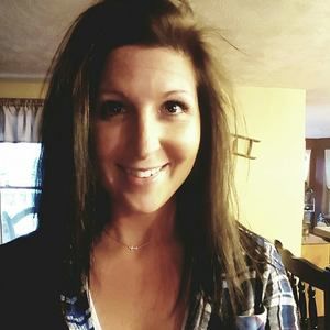 Meet your Posher, Holly