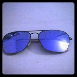 Lilac Mirror Ray-Bans