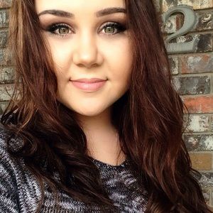 Meet your Posher, Adonna