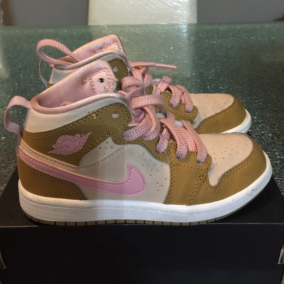 Jordan 1 Retro sneakers Bundle