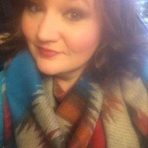 Meet your Posher, Paula