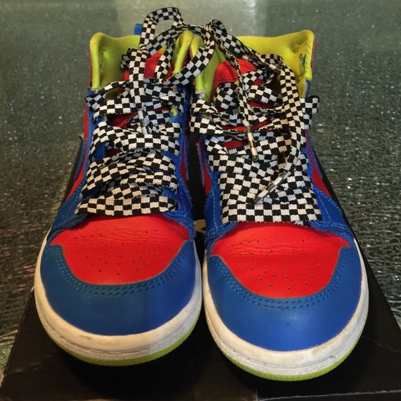 Excellent condition Jordan 1 Retro sneakers