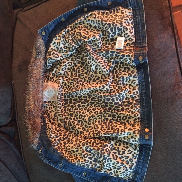 Childrens Denim Jacket - Picture 3 of 4