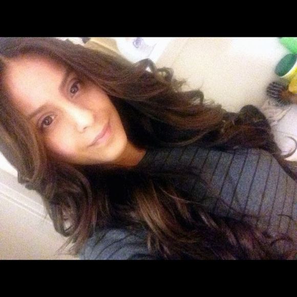 Meet your Posher, Cindy - Picture 1 of 1