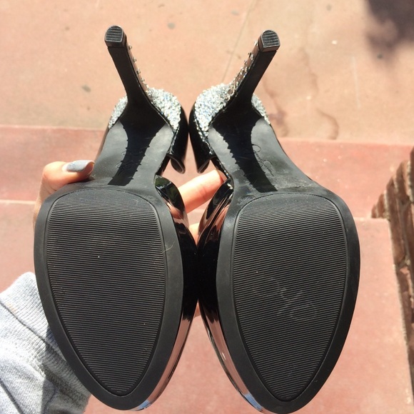 Flash Sale❤️Black Heels w/Custom Swarovski Detail - Picture 3 of 4
