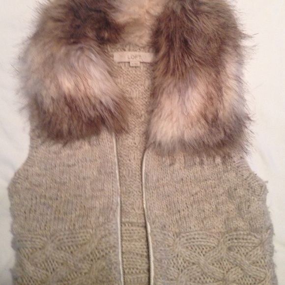 Fur vest
