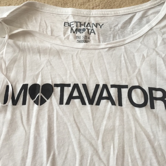 Crop top - Picture 3 of 3