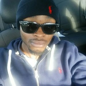 Meet your Posher, Derrick