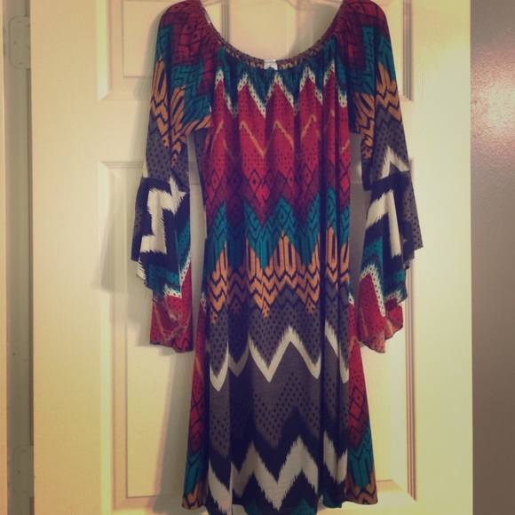 Dress with bell sleeves. Unique chevron print