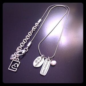 Brighton Necklace 💖