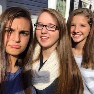 Meet your Posher, Olivia