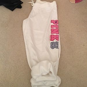 ❌❌❌❌SOLD ❌❌❌❌VS PINK white cuffed sweatpants
