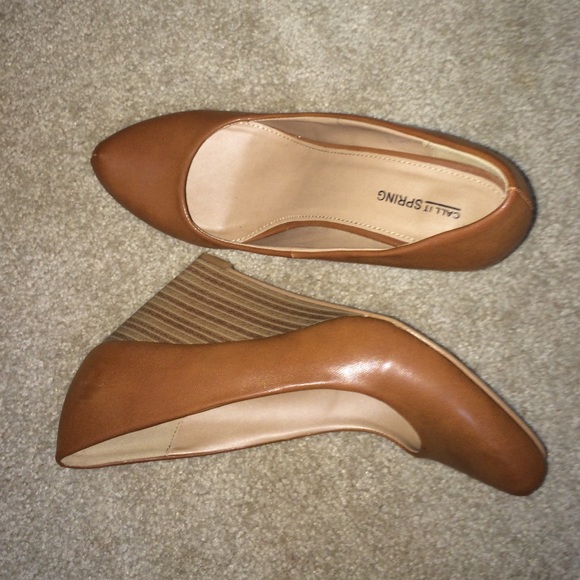Brown wedges. Call it SPRING.