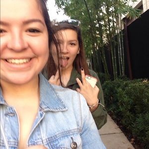 Meet your Posher, Emma