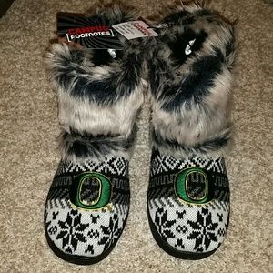 ●○Oregon Ducks Faux Fur Boot Slippers NWT○●