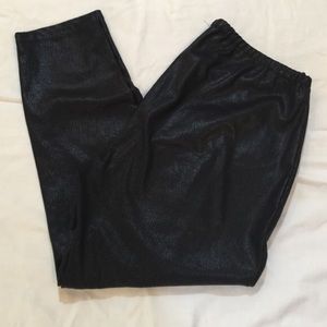 1X Faux Leather Leggings