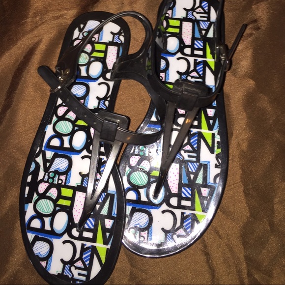 Aeropostale Jelly Shoes - Picture 3 of 3
