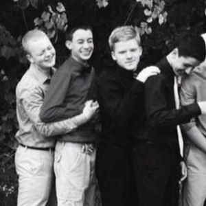 Meet your Posher, Casey