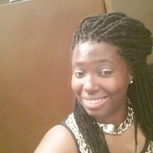 Meet your Posher, Latia