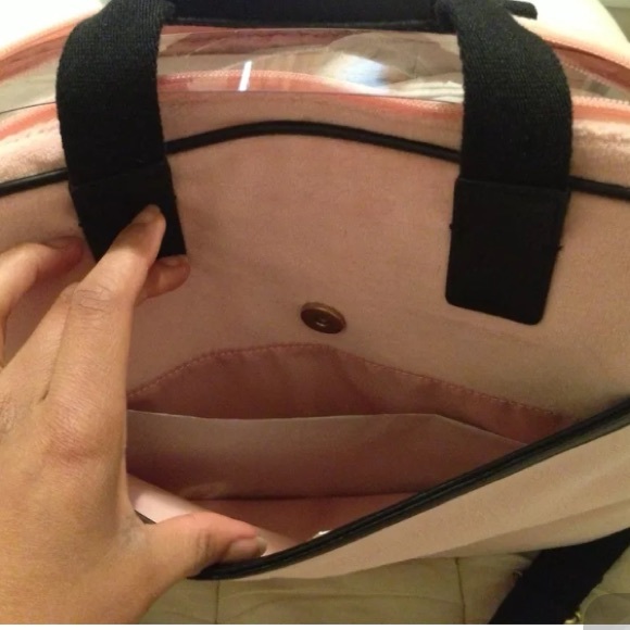 Juicy Couture Pink Messenger Computer Handbag 13.3 - Picture 4 of 8