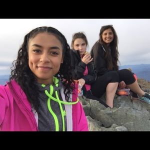 Meet your Posher, Ally