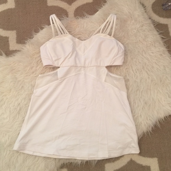 lululemon athletica Tops - Lululemon Exquisite Tank